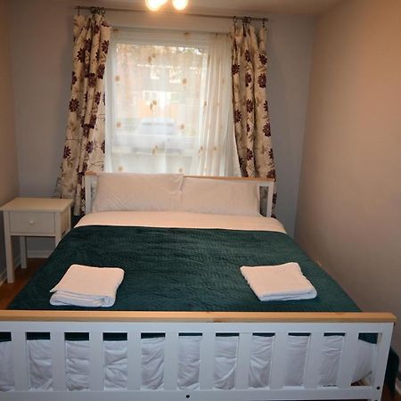 Central And Quiet Flat In London! Close To Station Ngoại thất bức ảnh
